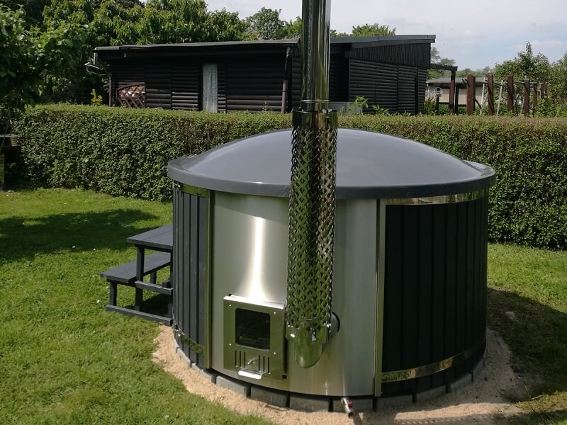 Šeimos Kubilas su integrota grosnelė